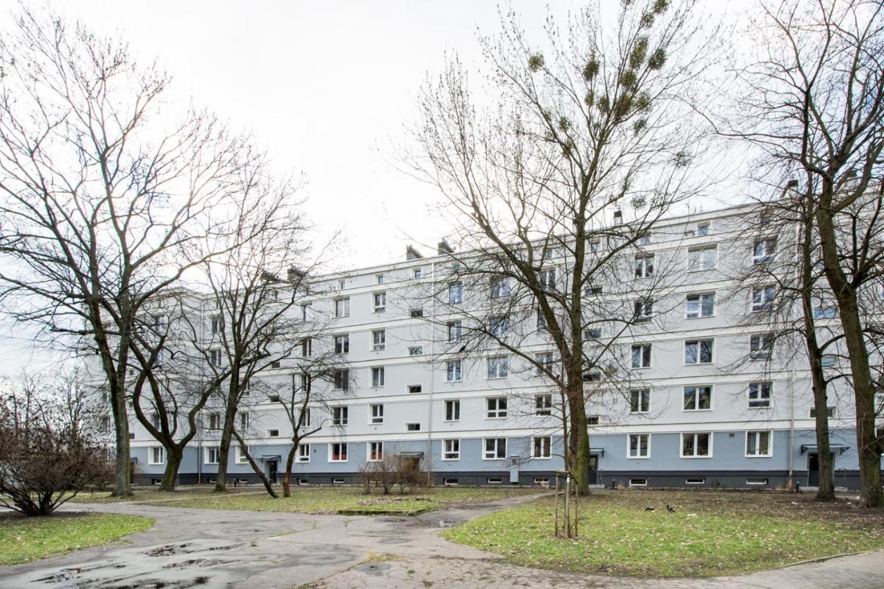 Апартаменты King Apart Dickensa Варшава Экстерьер фото